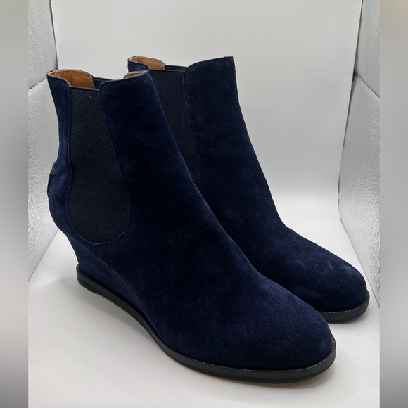 FENDI Women’s Navy Blue Suede Wedge Ankle Booties Size 37.5/6.5 NEW - Picture 2 of 8